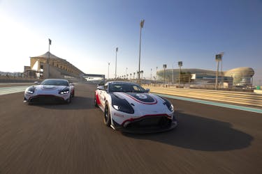 Aston Martin GT4 experiencia de conducción exprés